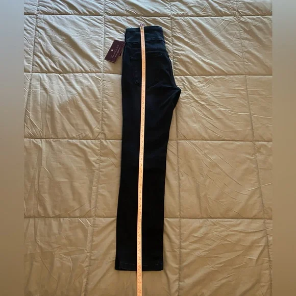 Gloria Vanderbilt Amanda Pull-on Slim Leg Classic Rise Jean Size 6 Petit… - Picture 15 of 15